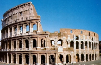 ローマの世界遺産コロッセオ 映画グラディエーター撮影場所としても有名